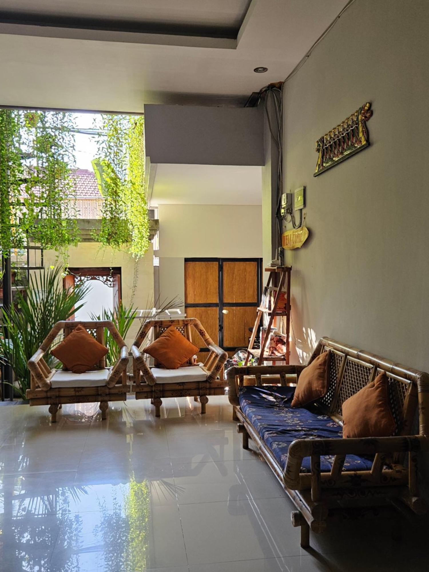 Suwardika Homestay & Dormitory Sanur Exterior foto