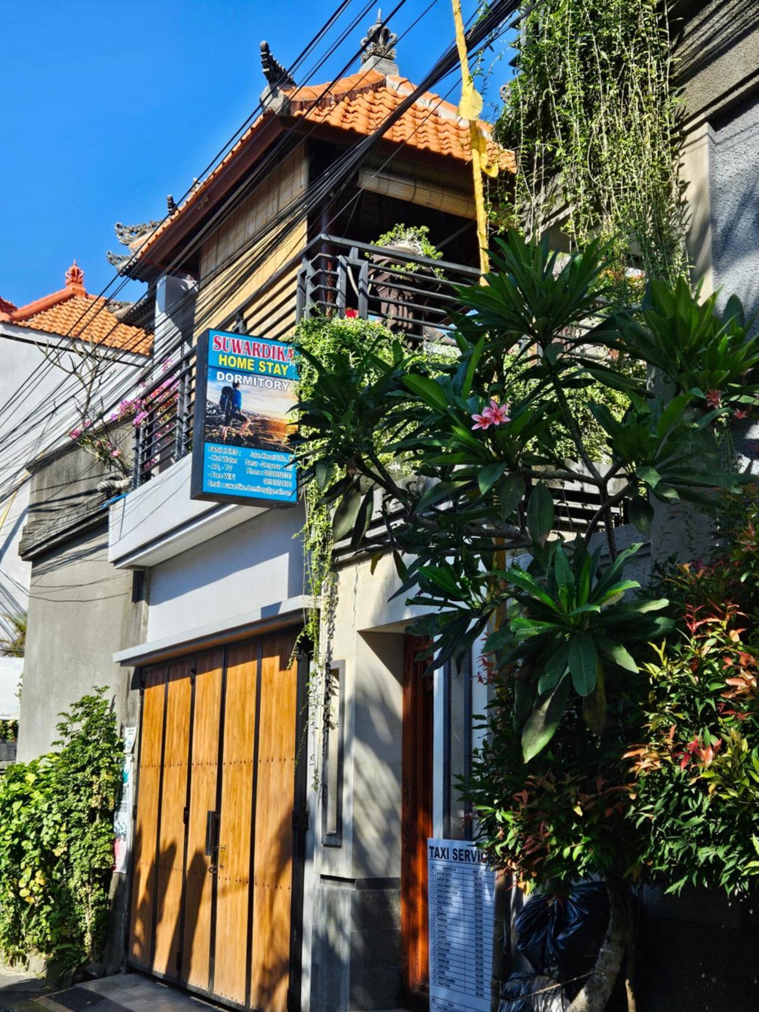 Suwardika Homestay & Dormitory Sanur Exterior foto